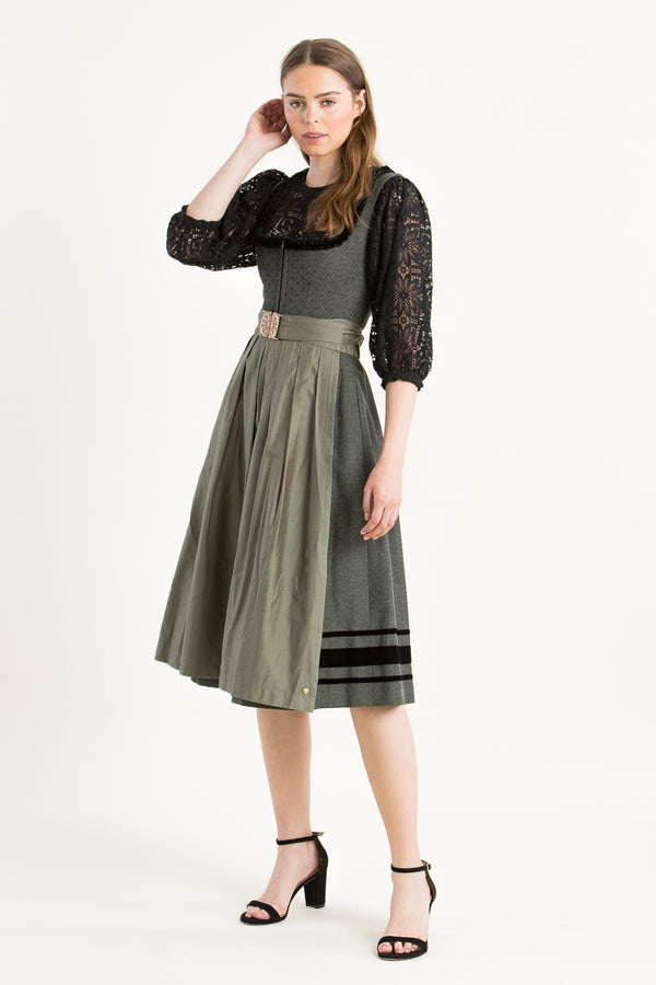Alpenherz Dirndl Regina oliv Detail Mieder | Alpenherz Dirndl Regina olive bodice detail