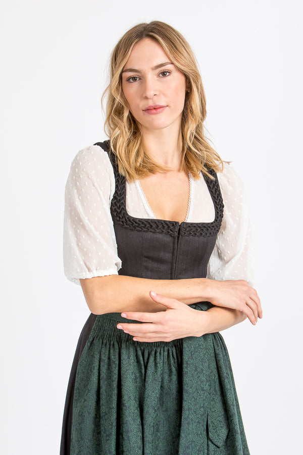 Wenger Dirndlbluse Isabella ecru bestickt Detail | Wenger blouse Isabella ecru embroidered detail