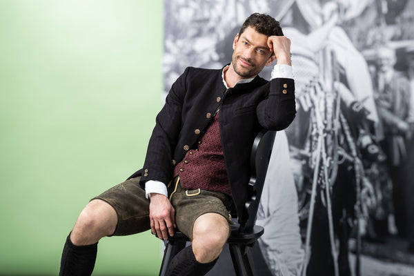 Wiesn-Trends 2026 für Männer – Lederhose, Hemd & Styling