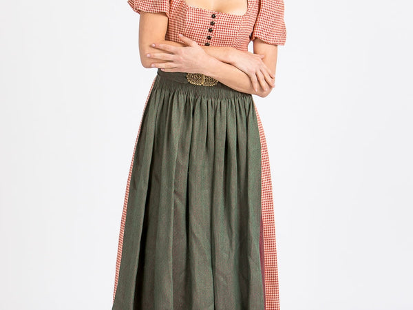 Dirndl mit Ärmel
