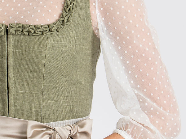 Dirndlbluse Transparent