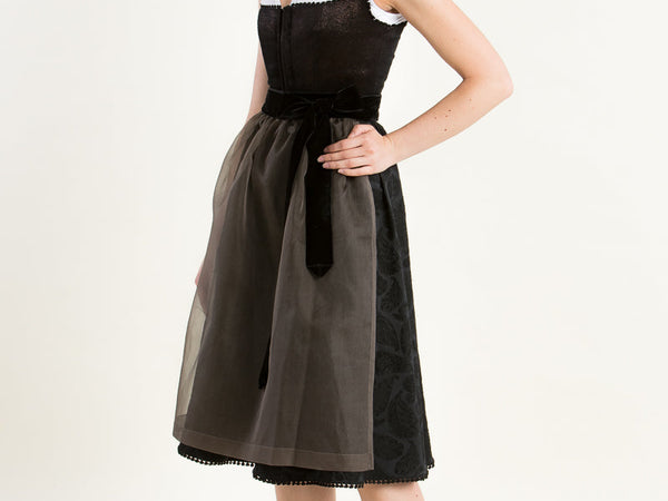 Kinga Mathe Dirndl