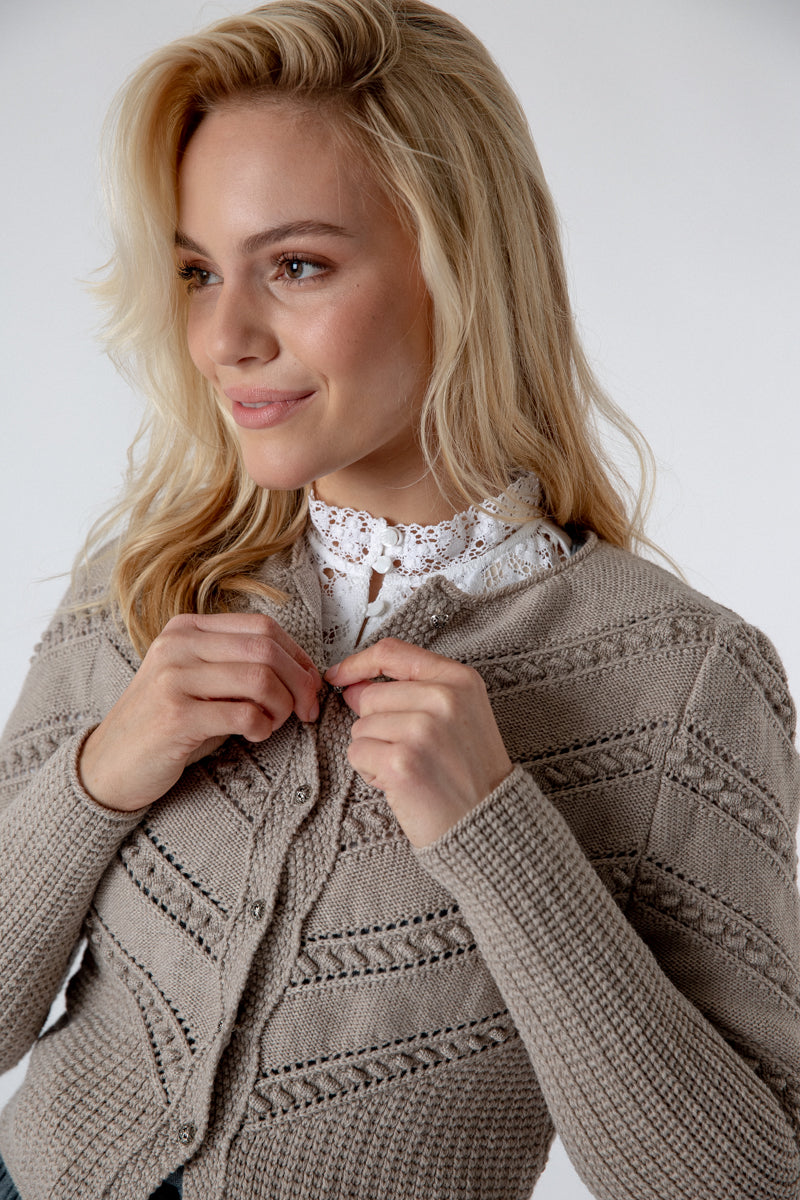 Gottseidank Strickjanker Ophelia Rahm Getragen | Gottseidank Knit Jacket Ophelia cream worn