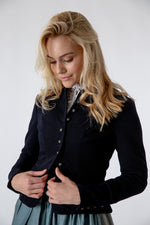Gottseidank Trachtenblazer Barbara nachtblau Detail | Gottseidank traditional blazer Barbara night blue detail
