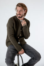 Gottseidank Strickjanker Toni altoliv Getragen | Gottseidank knit jacket Toni olive worn