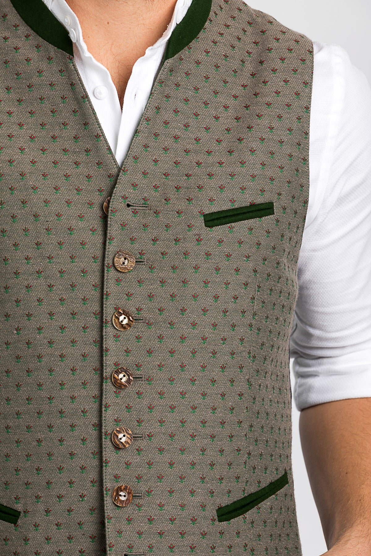 Grasegger Trachtenweste Xander oliv Detail | Grasegger waistcoat Xander olive detail