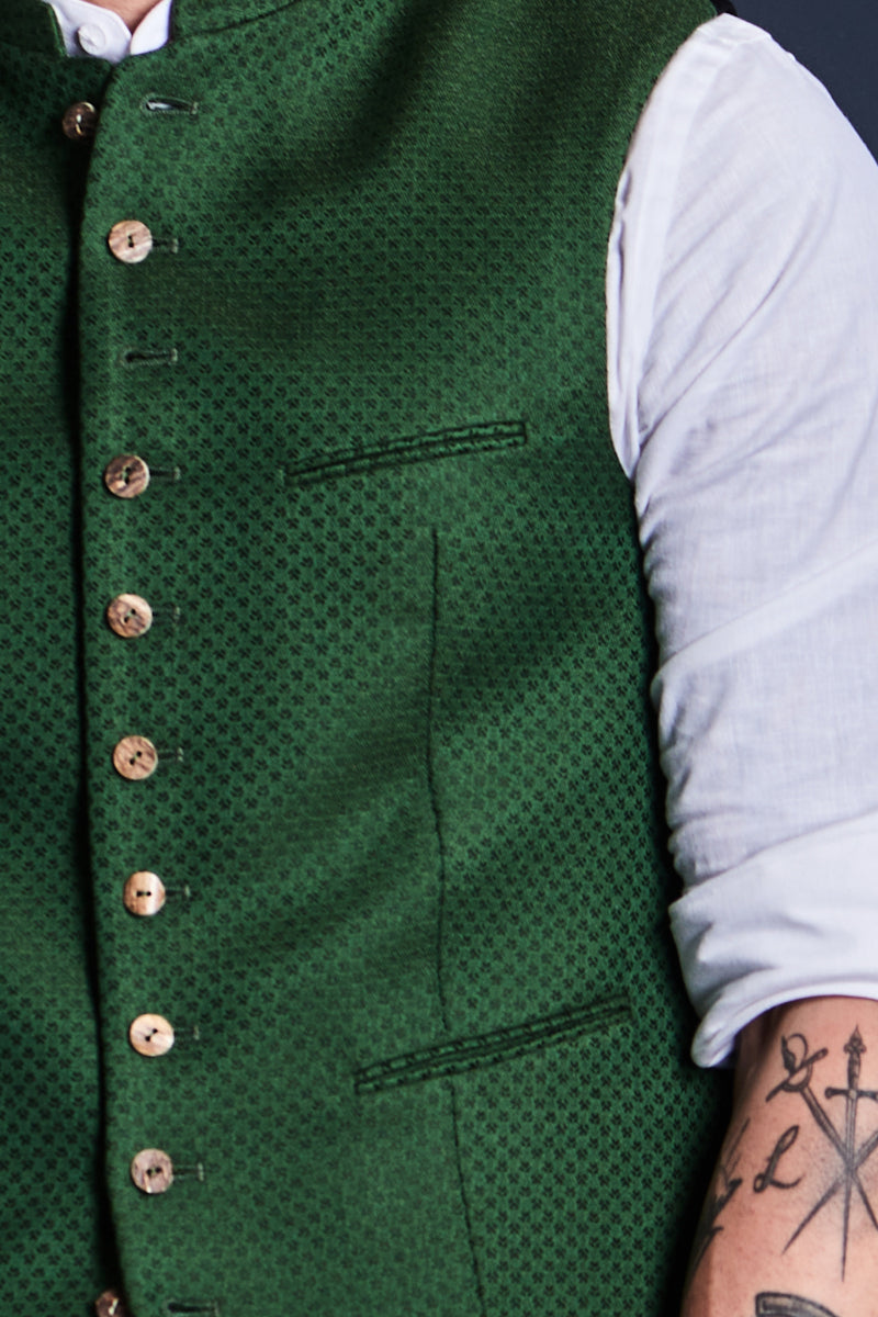 Gottseidank Trachtenweste Konstantin kleegrün Rückansicht | Gottseidank traditional vest Konstantin clover green back view