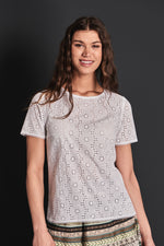 Berwin & Wolff Trachtenbluse Lochstickerei weiß Rückansicht | Berwin & Wolff traditional blouse eyelet white back view