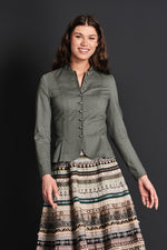 Anno Domini Trachtenjanker Juliana seegrün Detail | Anno Domini traditional jacket Juliana sea green detail