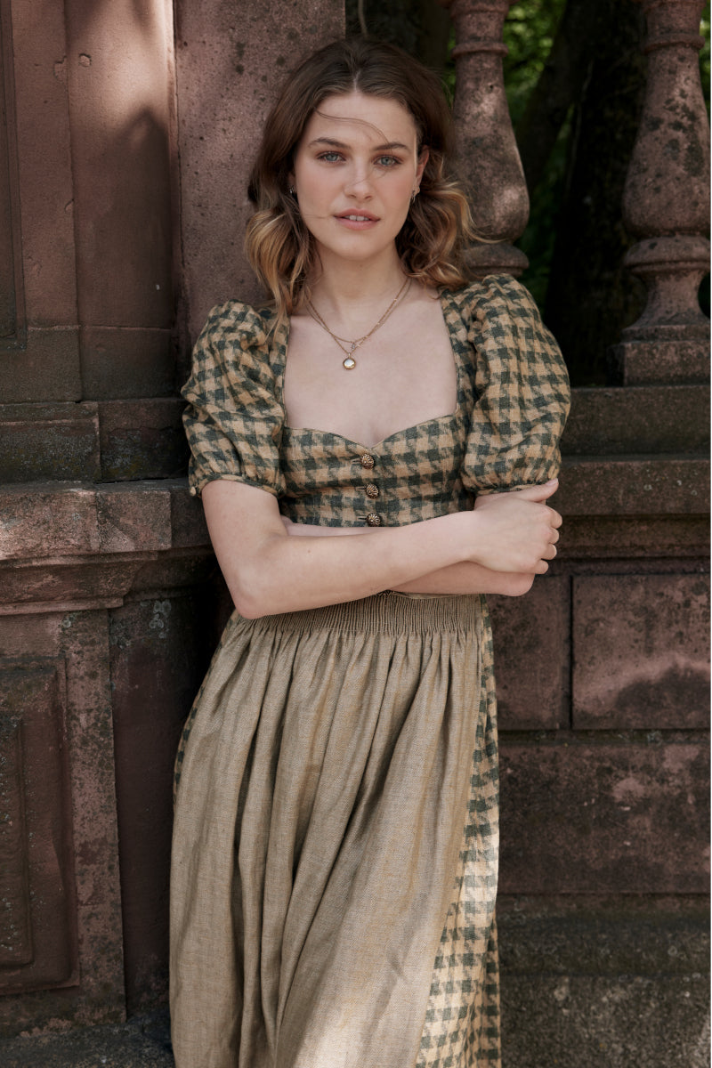 Gottseidank Ärmeldirndl Carolina bronzegrün Vorderansicht | Gottseidank sleeved dirndl Carolina bronze green front view