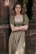 Gottseidank Ärmeldirndl Carolina bronzegrün Vorderansicht | Gottseidank sleeved dirndl Carolina bronze green front view