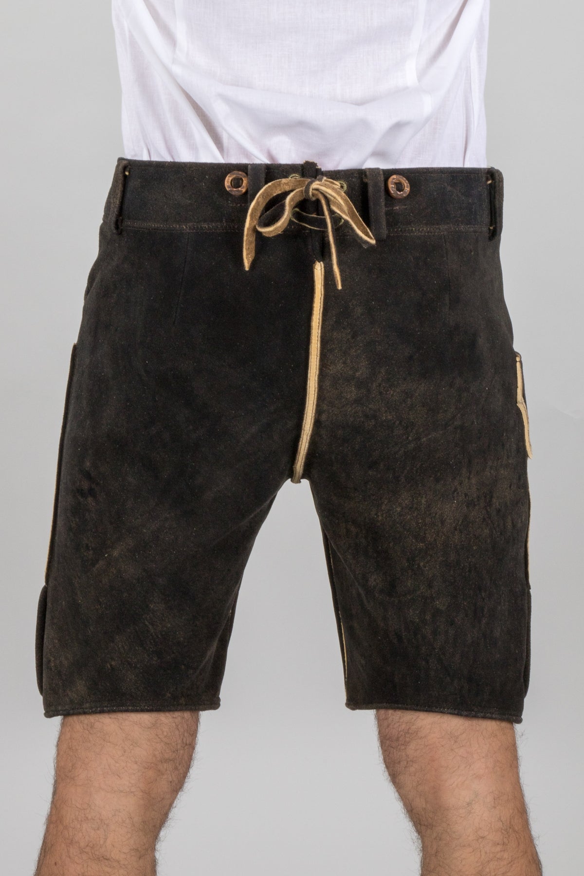 Meindl Hirschlederhose Rupertus Hirschhorn Detail | Meindl Lederhose Rupertus horn detail