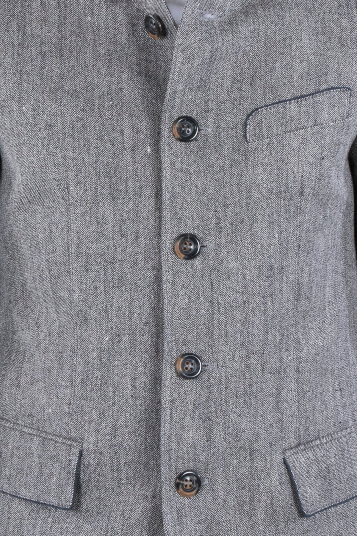 2964 Garmisch Trachtenjanker Nikodemus grau Getragen | 2964 Garmisch traditional jacket Nikodemus grey worn