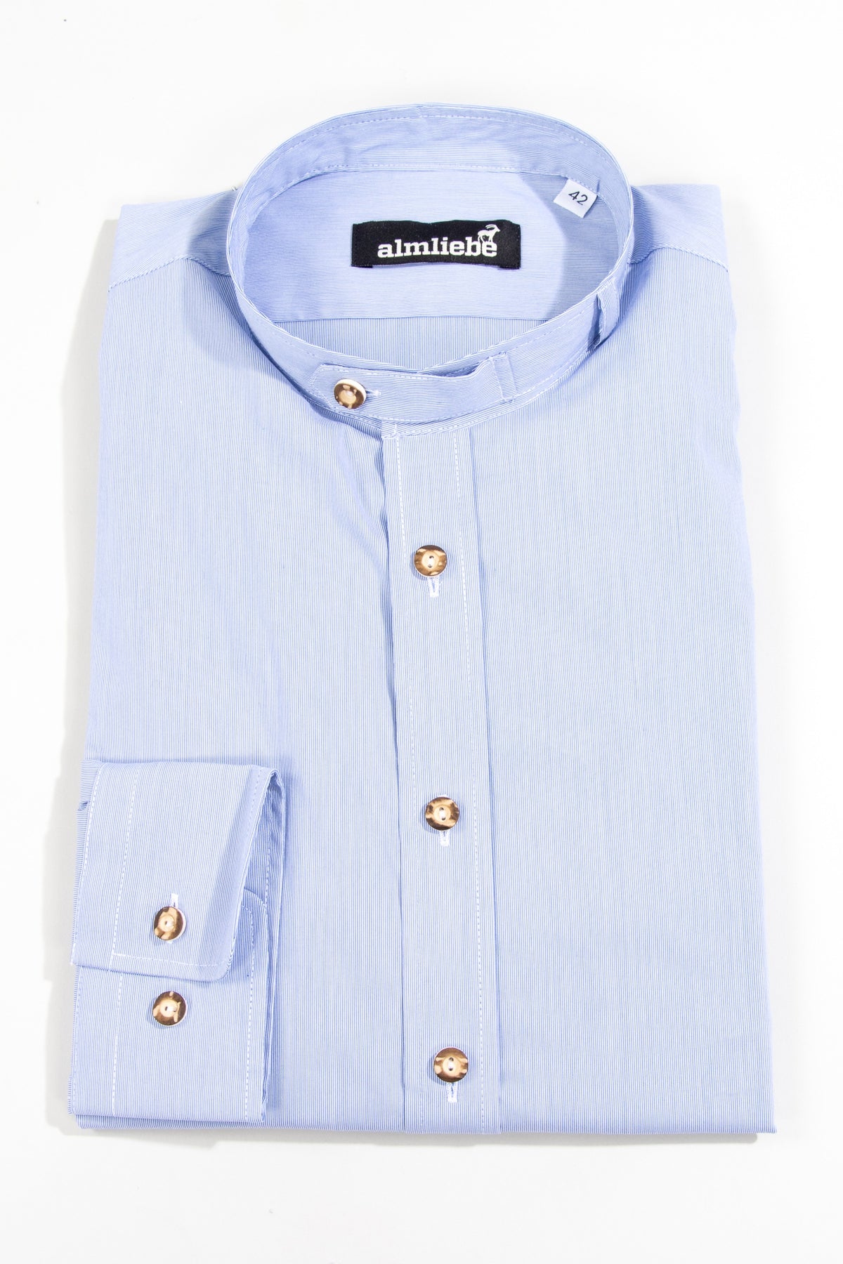 Almliebe Trachtenhemd Stehkragen Blau gestreift Detail | Almliebe Trachtenhemd Stehkragen Blue striped detail