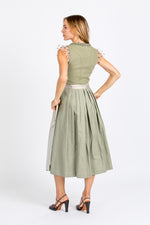 Almliebe Dirndl Eva mit Froschgoscherl grün Rückansicht 
