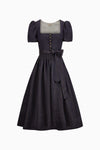 Halbarm Gottseidank Dirndl in Lila. Frontansicht. 
