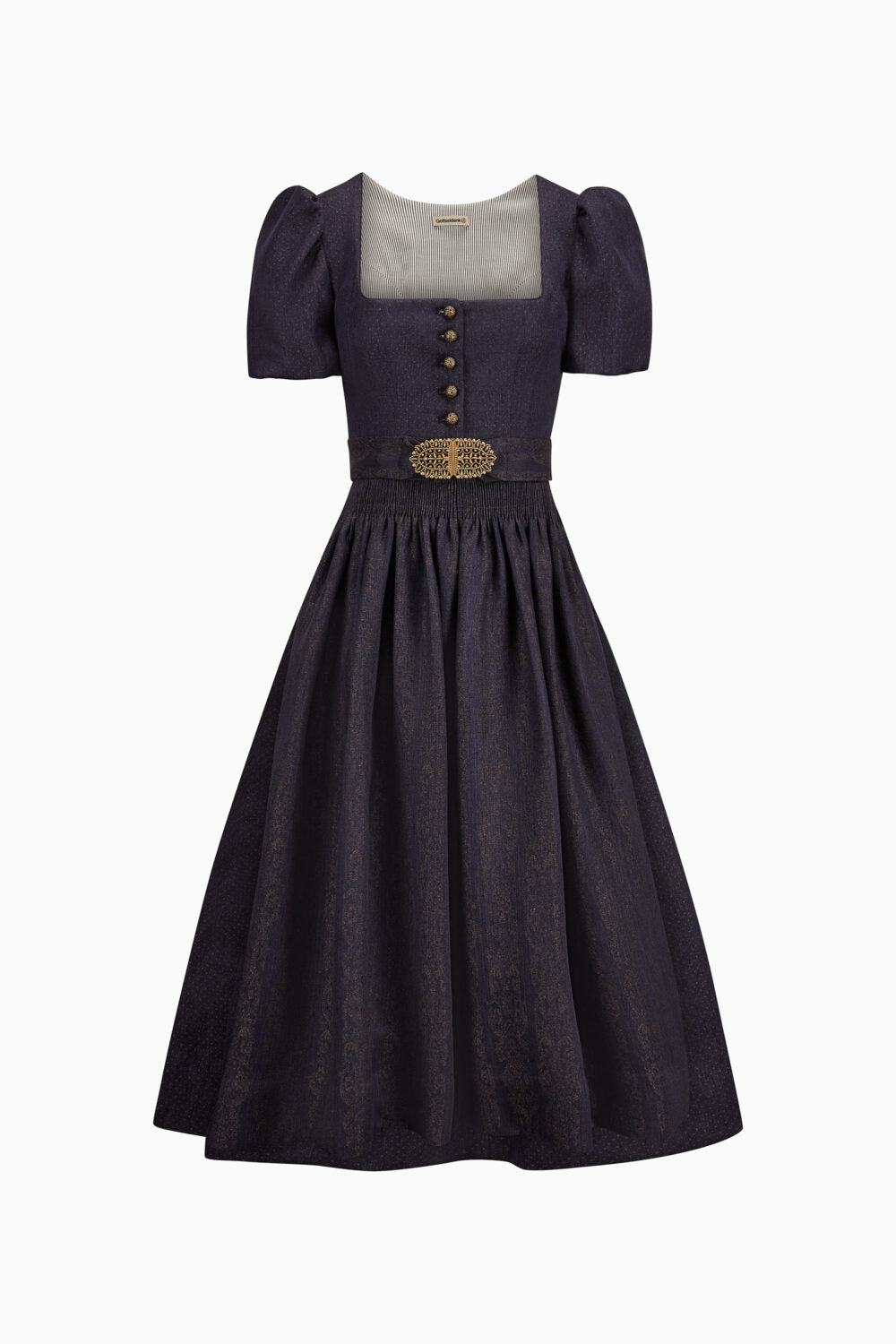 Halbarm Gottseidank Dirndl in Lila mit goldener Schließe. Frontansicht. 