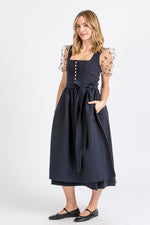 Almliebe Dirndl Danz Bodn blau Detail | Almliebe Dirndl Danz Bodn blue detail