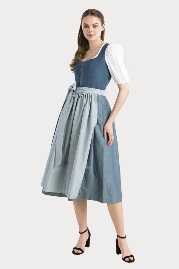 Almliebe Dirndl Cordula hellblau Detail | Almliebe Dirndl Cordula light blue detail