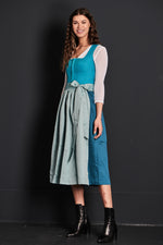 Almliebe Leinendirndl Fischer Vroni Türkis Detail | Almliebe Linen dirndl Fischer Vroni Turquoise detail