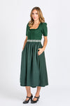Almliebe Dirndl Maria mit Ärmel und Froschgoscherl in der Frontansicht