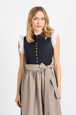Almliebe Dirndl Nannerl blau beige hochgeschlossen Vorderansicht | Almliebe Nannerl dirndl blue beige high neck front view