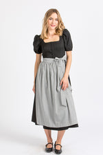 Almliebe Ärmeldirndl Rosmarie schwarz Vorderansicht | Almliebe Rosmarie sleeve dirndl black front view