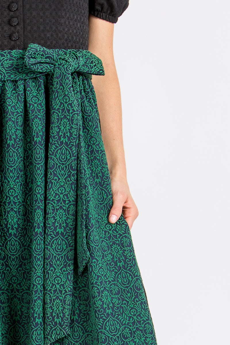 Almliebe Dirndlschürze Zenzi Grün Blau Detail Bindeband | Almliebe dirndl apron Zenzi green blue tie band detail