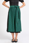 Almliebe Dirndlschürze Zenzi Grün Blau Vorderansicht | Almliebe dirndl apron Zenzi green blue front view