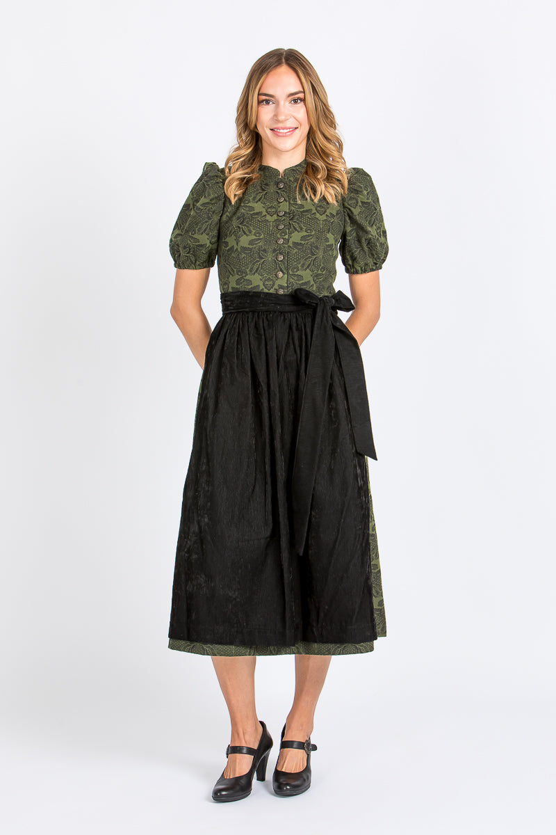 Olivgrünes Almliebe Dirndl Therese hochgeschlossen mit Puffarmen in der Frontansicht