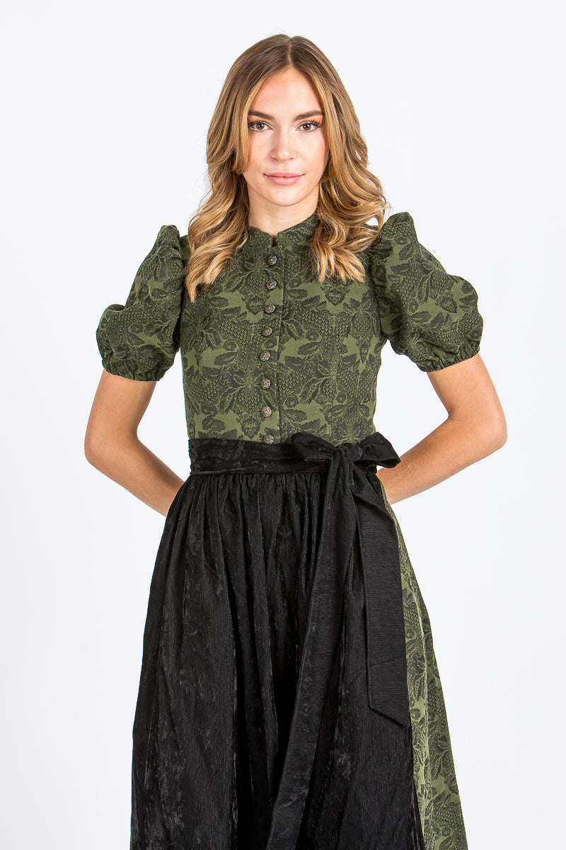 Olivgrünes Almliebe Dirndl Therese hochgeschlossen mit Puffarmen in der Frontansicht, nur Oberkörper