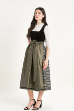 Almliebe Dirndl Wiesn Wunda schwarz/gold Detail | Almliebe Dirndl Wiesn Wunda black/gold detail