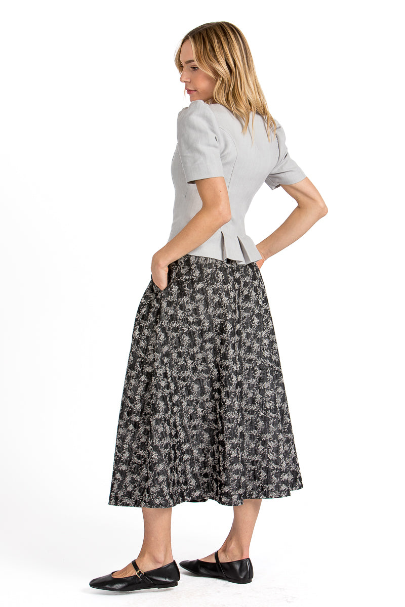 Almliebe Trachtenmieder Leni Steingrau Detail Stoff | Almliebe traditional bodice Leni stone grey fabric detail
