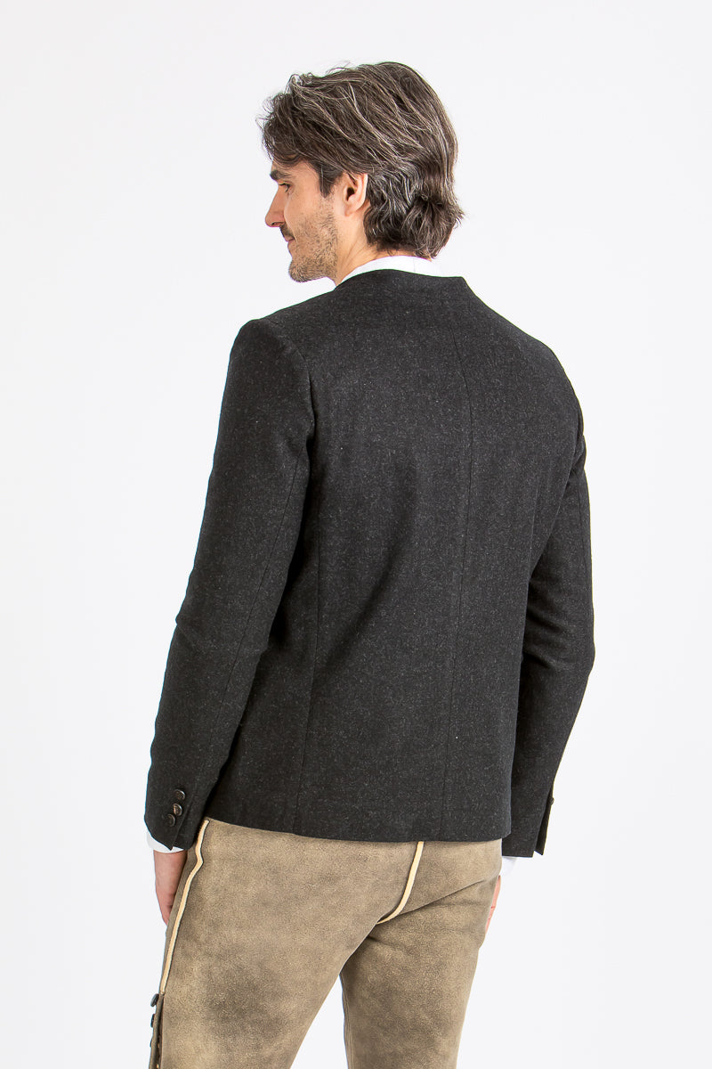 Almliebe Trachtenjanker Tschamsdara anthrazit Detail Schnitt | Almliebe traditional jacket Tschamsdara anthracite cut detail