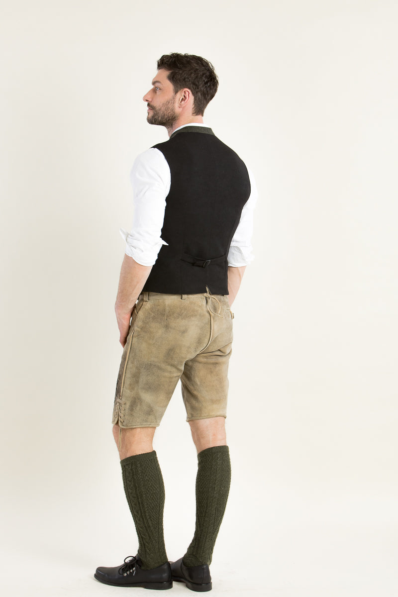 Almliebe Lodenweste Da Bazi Oliv Getragen | Almliebe Loden Vest Da Bazi Olive worn