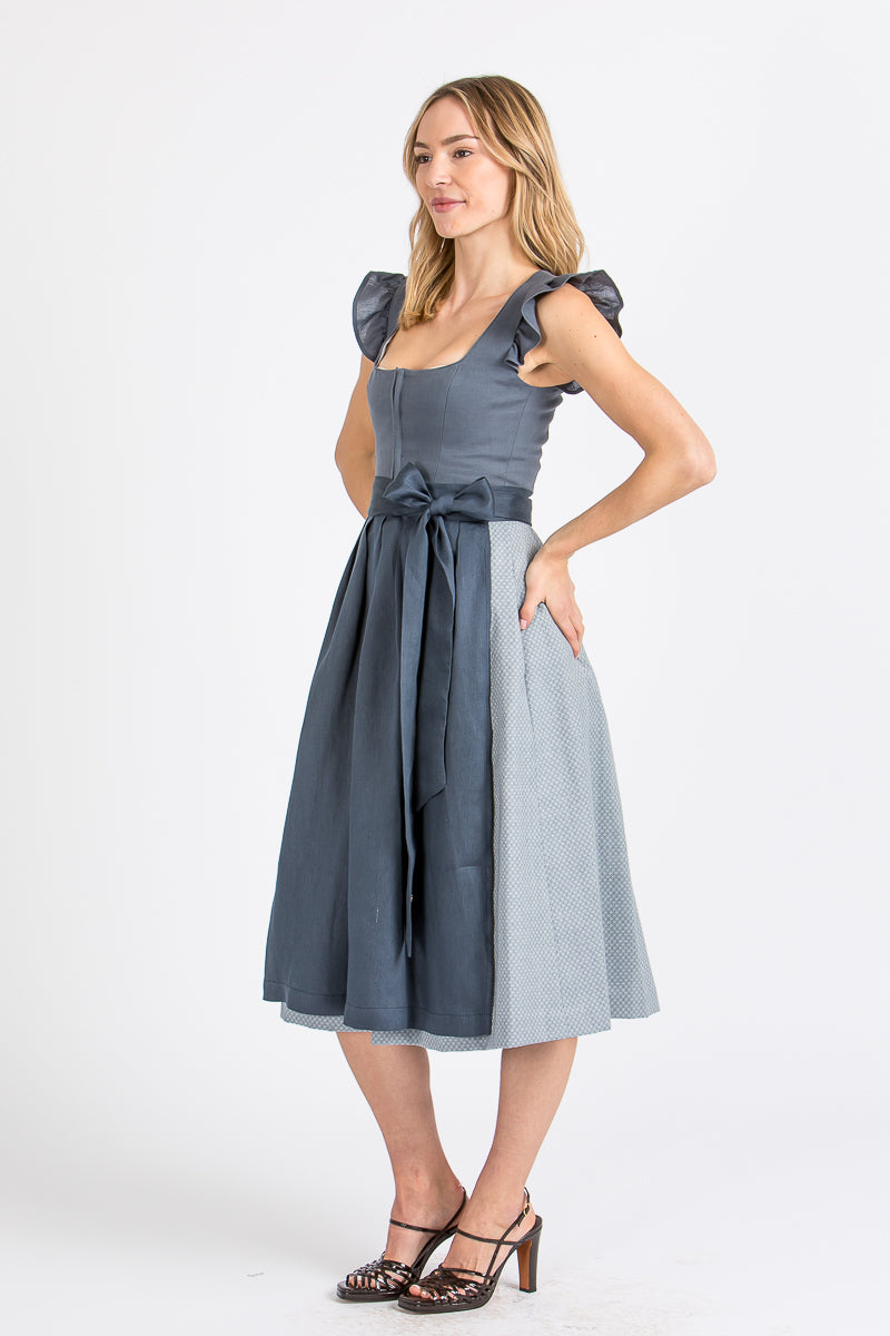 Alpenherz Dirndl mit abnehmbaren Flügelärmel Marie blau