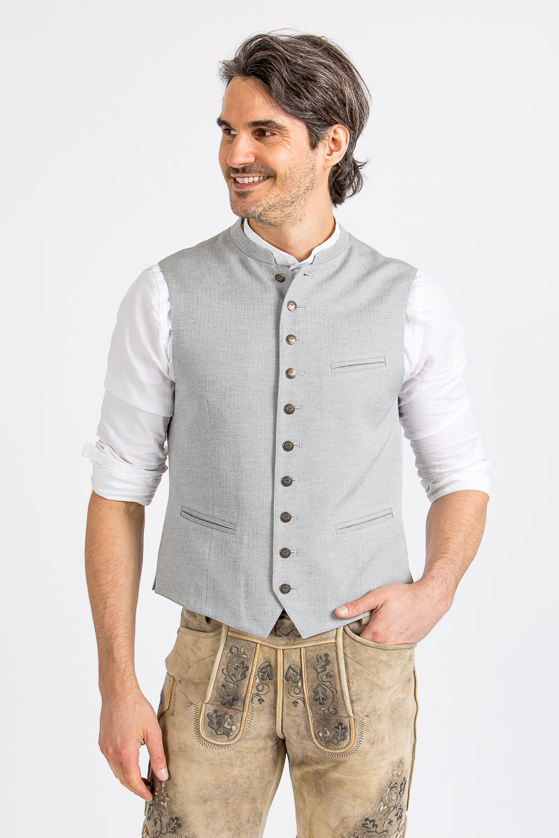 Alpenherz Trachtenweste Sebastian hellgrau Detail | Alpenherz men's vest Sebastian light grey detail