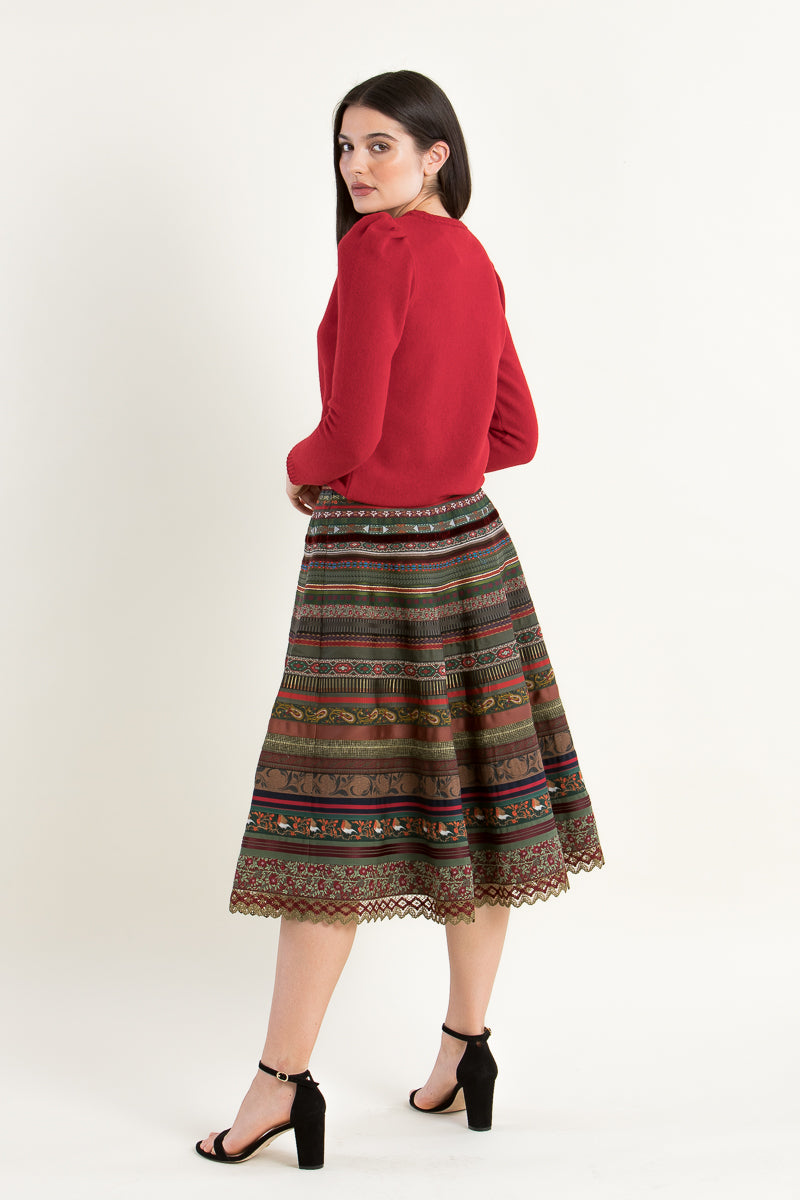 Astrifa Pullover Heugraben rot Getragen | Astrifa Pullover Heugraben red worn