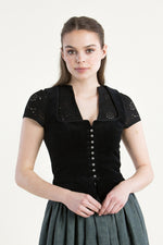Berwin & Wolff Dirndlbluse V-Ausschnitt schwarz Detail | Berwin & Wolff Dirndl blouse V-neck black detail