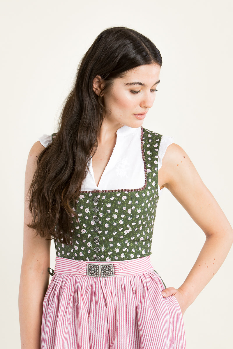 Berwin & Wolff Dirndlbluse Flügelarm Vorderansicht | Berwin & Wolff Dirndl blouse cap sleeve front view