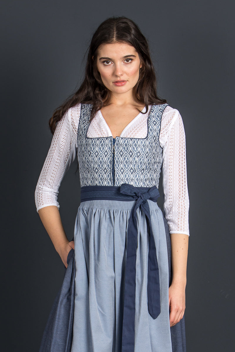 Countryline Dirndlbluse weiß Detail | Countryline Dirndl blouse white detail