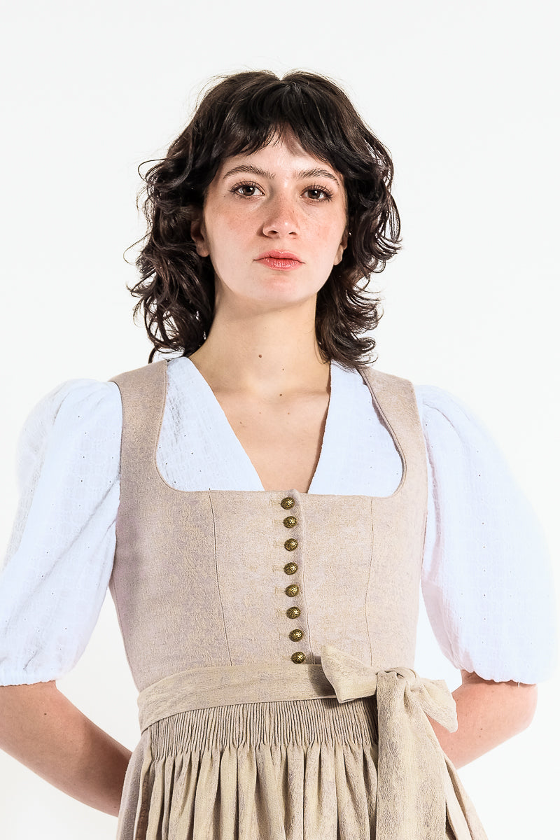 Heimatglück Dirndlbluse Rosalie Ballonarm weiß Rückansicht | Heimatglück Dirndl Blouse Rosalie balloon sleeve white back view