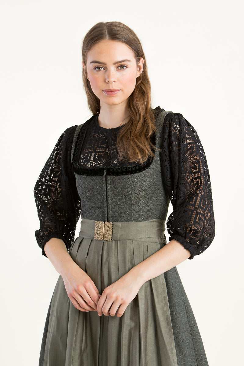 Kinga Mathe Dirndlbluse Oversized schwarz Getragen | Kinga Mathe Dirndl Blouse Oversized black worn