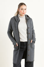 Liebling Kapuzenjanker Benedikta grau Vorderansicht | Liebling hooded knit jacket Benedikta grey front view