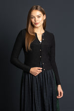 Gottseidank Strickjacke Aloisia lakritz Getragen | Gottseidank Knit Cardigan Aloisia licorice worn