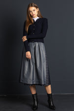 Gottseidank Strickjacke Aloisia marine Getragen | Gottseidank Knit Cardigan Aloisia navy worn