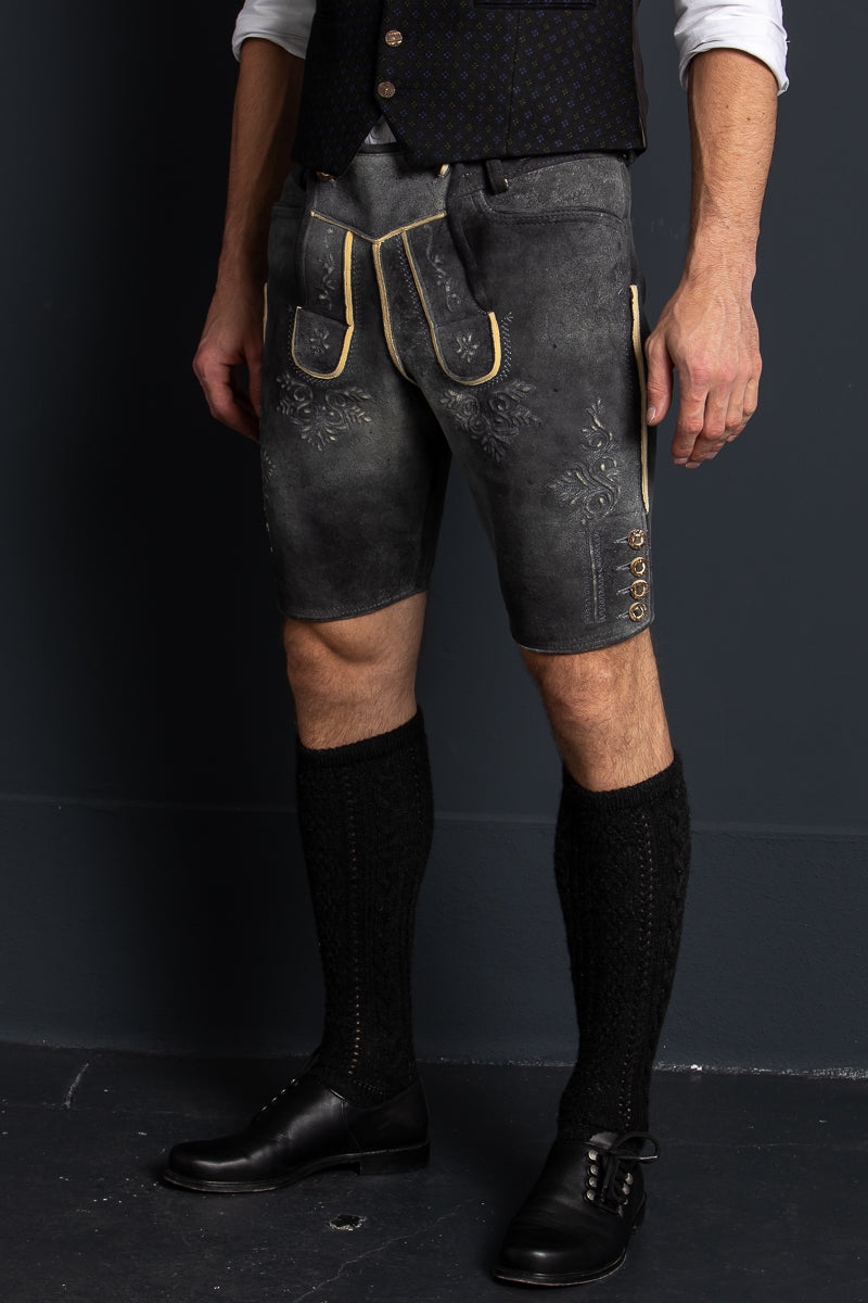 Ostarrichi Hirschlederhose Donau dunkelgrau Detail Latz | Ostarrichi Hirschlederhose Donau dark grey bib detail