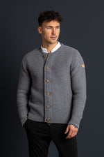 Liebling Strickjanker Thomas ohne Kapuze grau Rückansicht | Liebling knitted janker Thomas without hood grey back view
