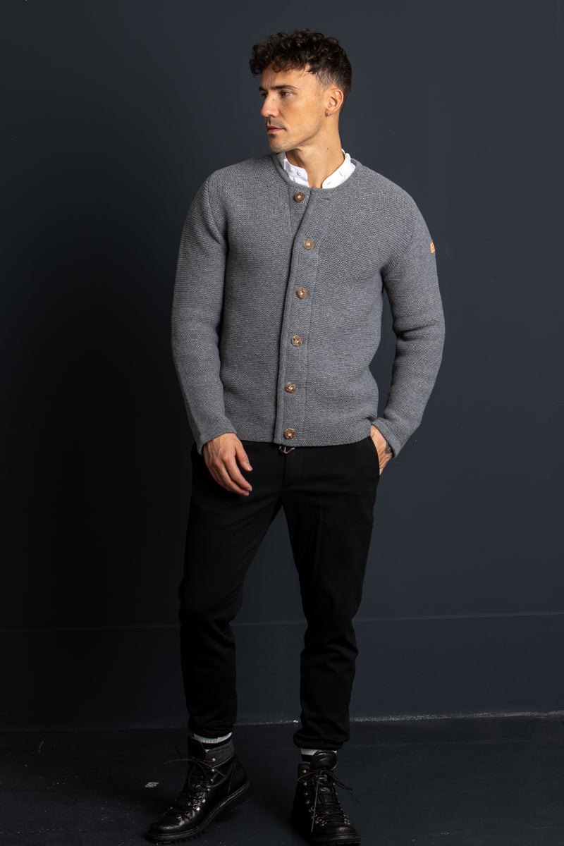 Liebling Strickjanker Thomas ohne Kapuze grau Getragen | Liebling knitted janker Thomas without hood grey worn