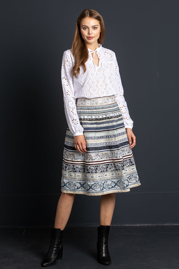 Wallmann Trachtenbluse Langarm weiß Detail | Wallmann Long Sleeve Trachten Blouse white detail